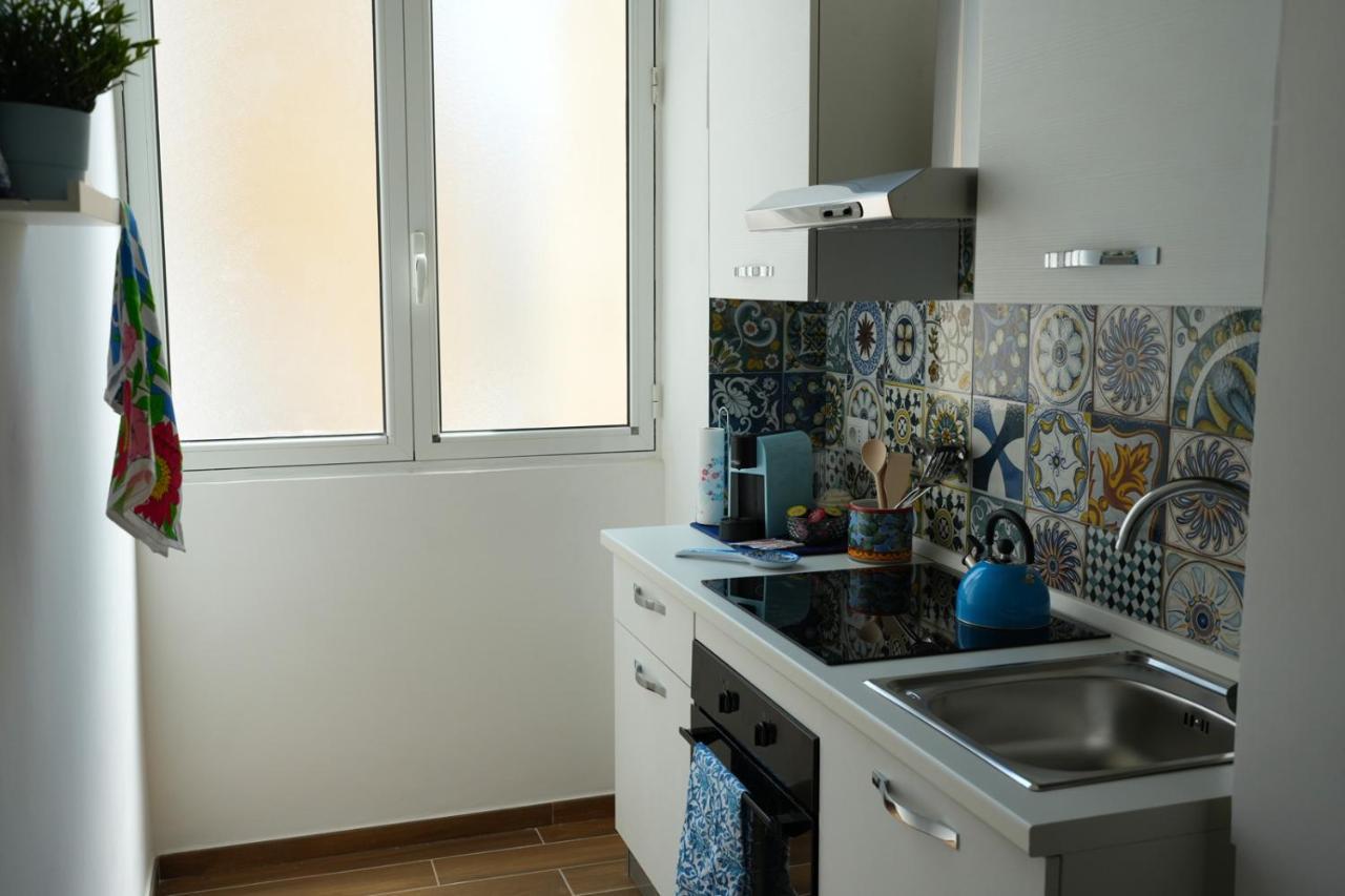 Palazzo Manzoni Apartments Bari Pokój zdjęcie