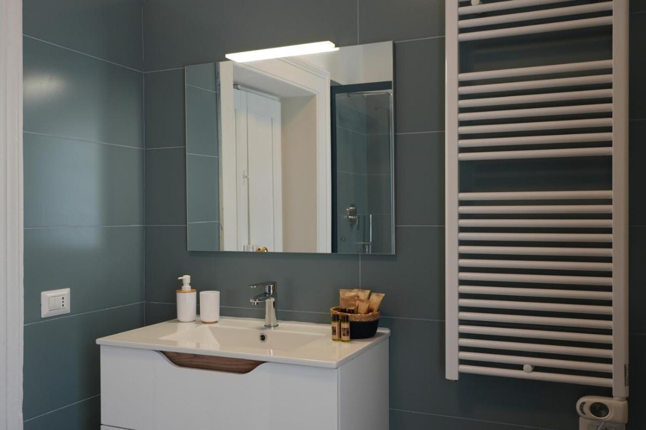 Palazzo Manzoni Apartments Bari Pokój zdjęcie