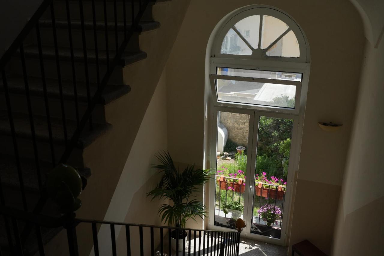 Palazzo Manzoni Apartments Bari Zewnętrze zdjęcie