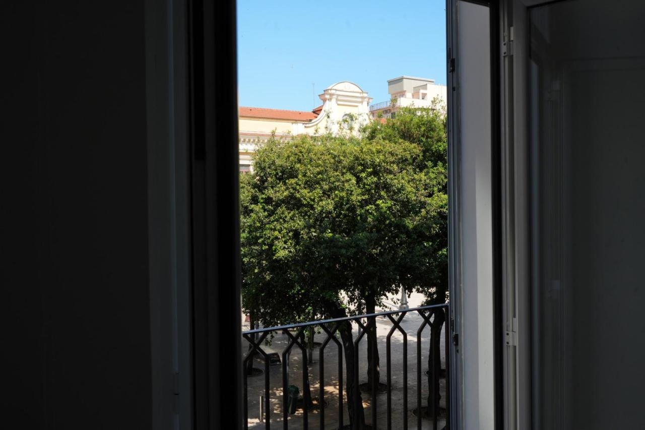 Palazzo Manzoni Apartments Bari Zewnętrze zdjęcie